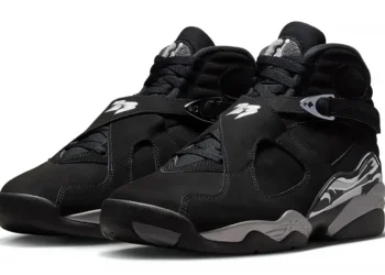 Air Jordan 8 “Chrome” Returns After More Than a Decade