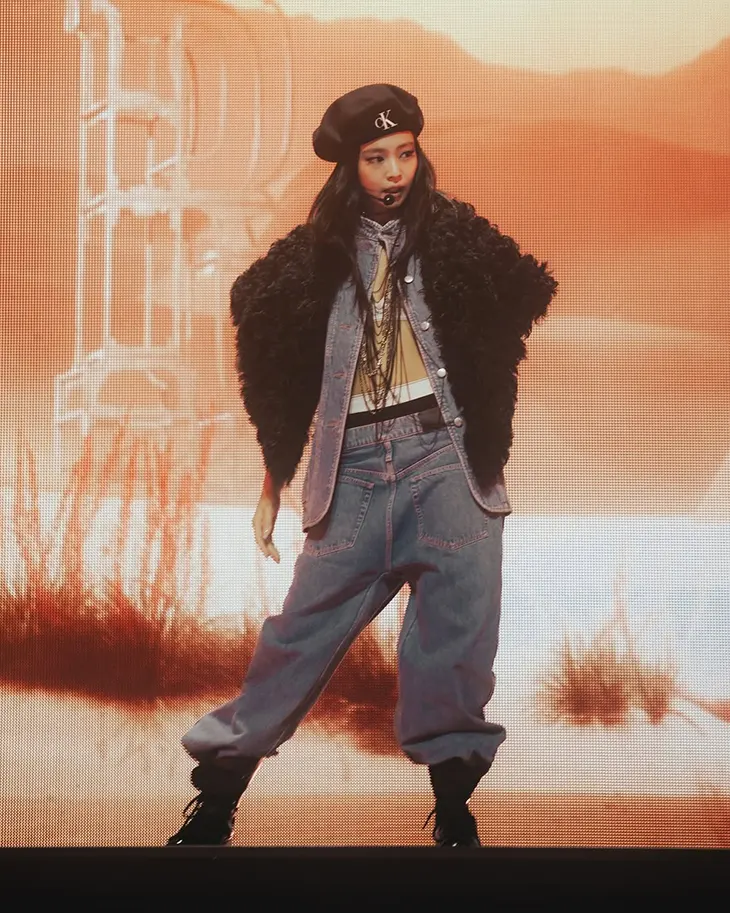 JENNIE Custom Calvin Klein