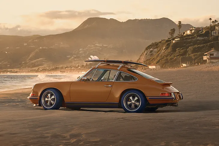 Louis Vuitton x Singer Porsche 911
