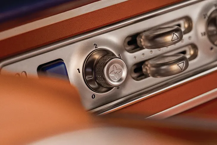 Louis Vuitton x Singer Porsche 911
