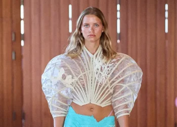 Swedish School of Textiles Presents 22 Graduate Collections for SS27