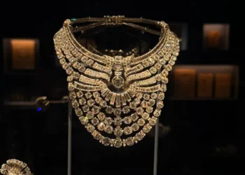 When Van Cleef & Arpels Craftsmanship Becomes a Casualty in Vienna