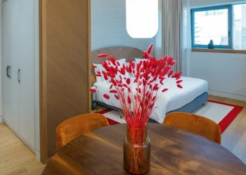 xenodocheio Milos Offers a Refined Stay in the Heart of Athens