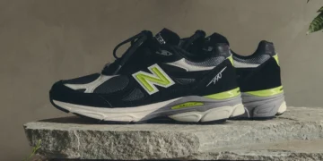 New Balance 990v3