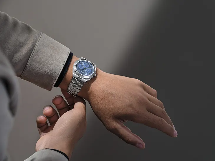 Vacheron Constantin Azure Overseas Perpetual Calendar