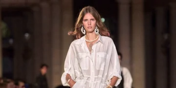 Kim Bekker’s Isabel Marant SS27: Heritage, Layering, and the Art of Travel