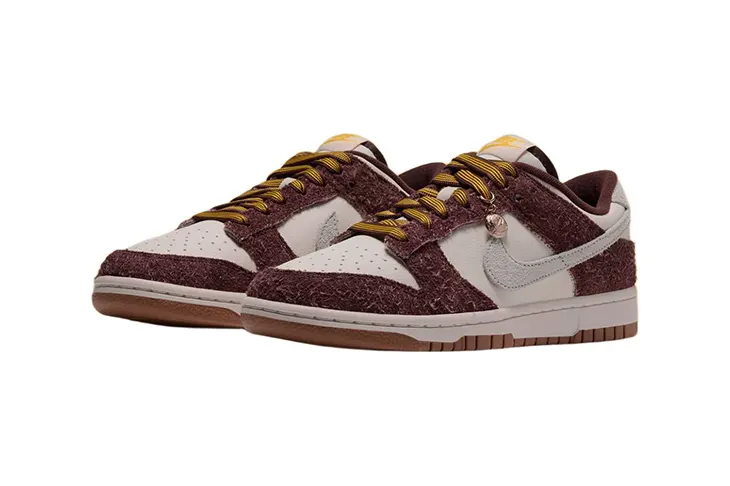 Nike Dunk Low Basketball Charm